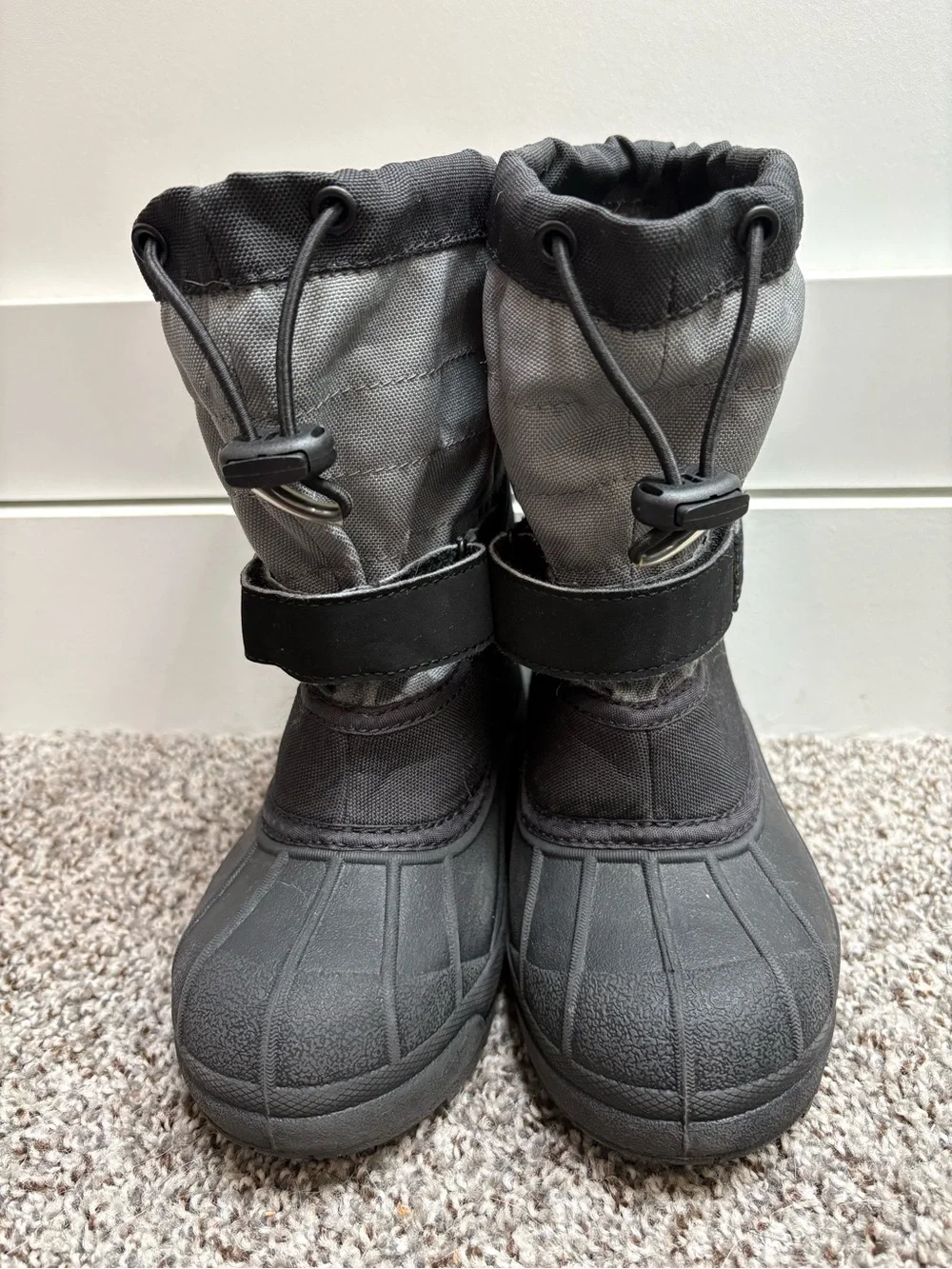 Columbia Black and Gray Kids' Snow Boots Size 13c Excellent Condition